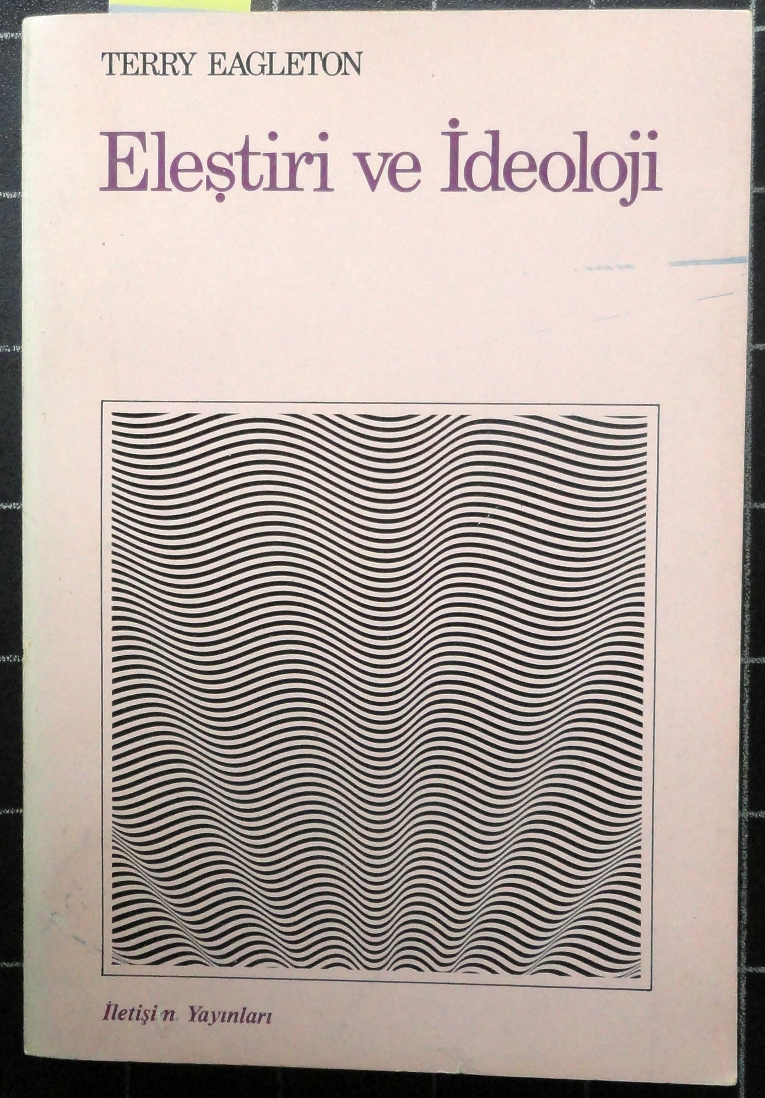 Eleştiri ve İdeoloji