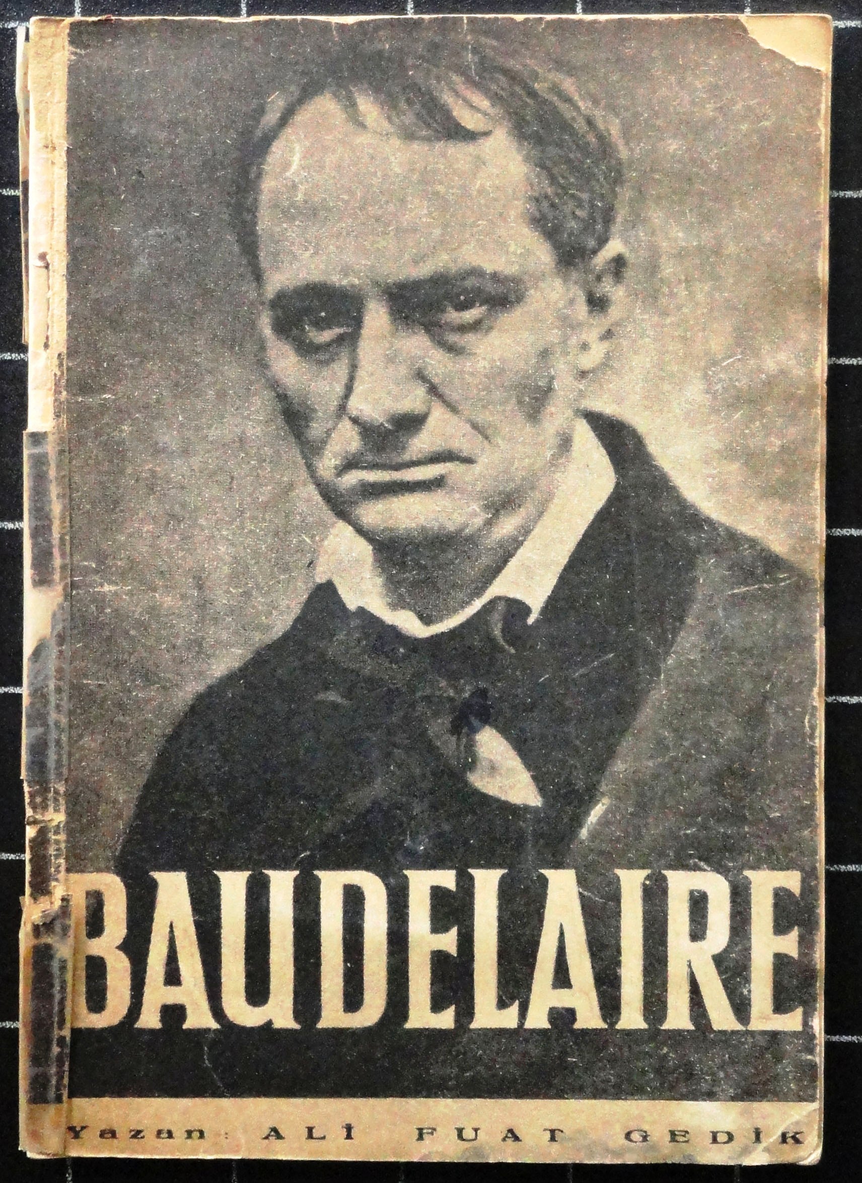 Baudelaire<br>Bir Etüd