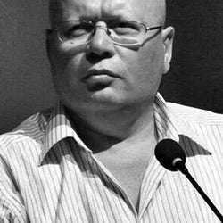 Kemal Arı, Prof. Dr.