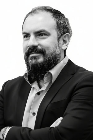Mehmet Perinçek, Doç. Dr. 